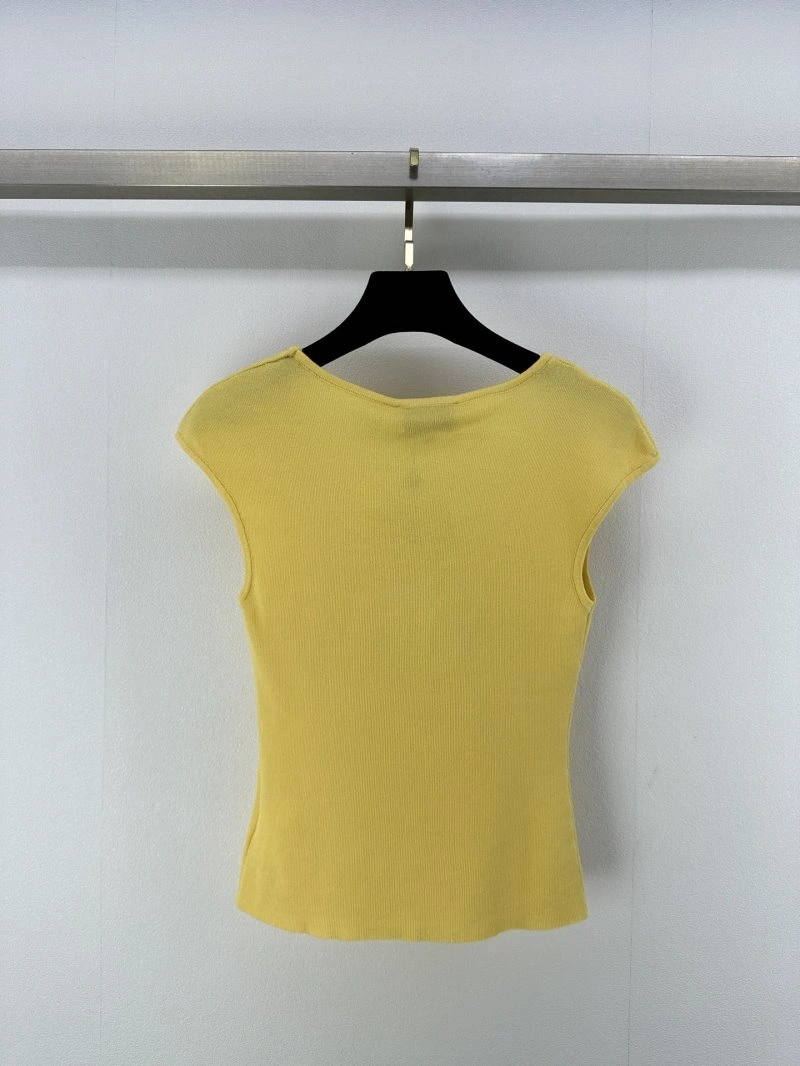 Chanel T-Shirts Casual 109717