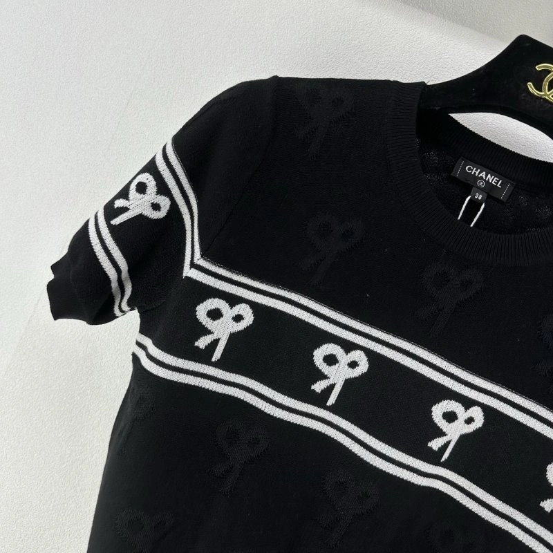 Chanel T-Shirts Contemporary 109703