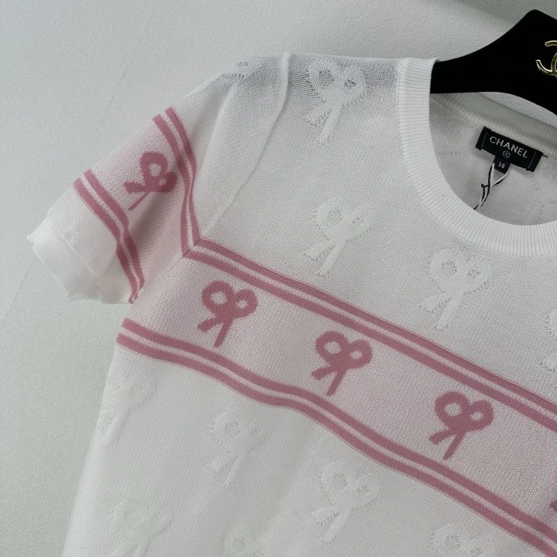 Chanel T-Shirts Stretchable 109694