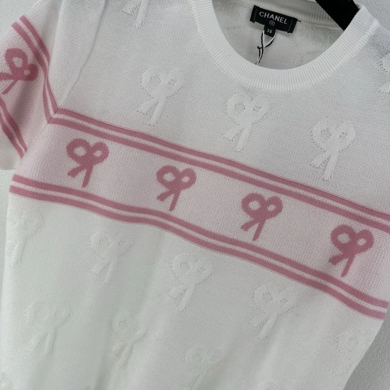 Chanel T-Shirts Stretchable 109694