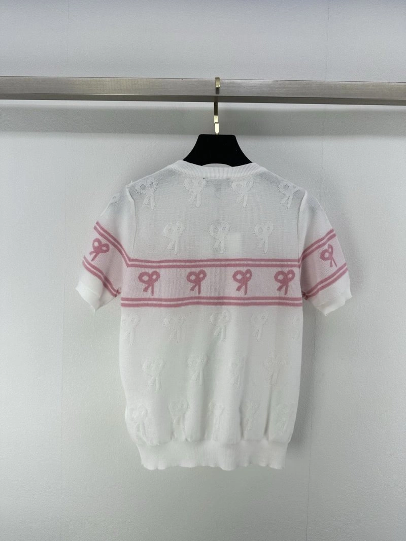 Chanel T-Shirts Stretchable 109694