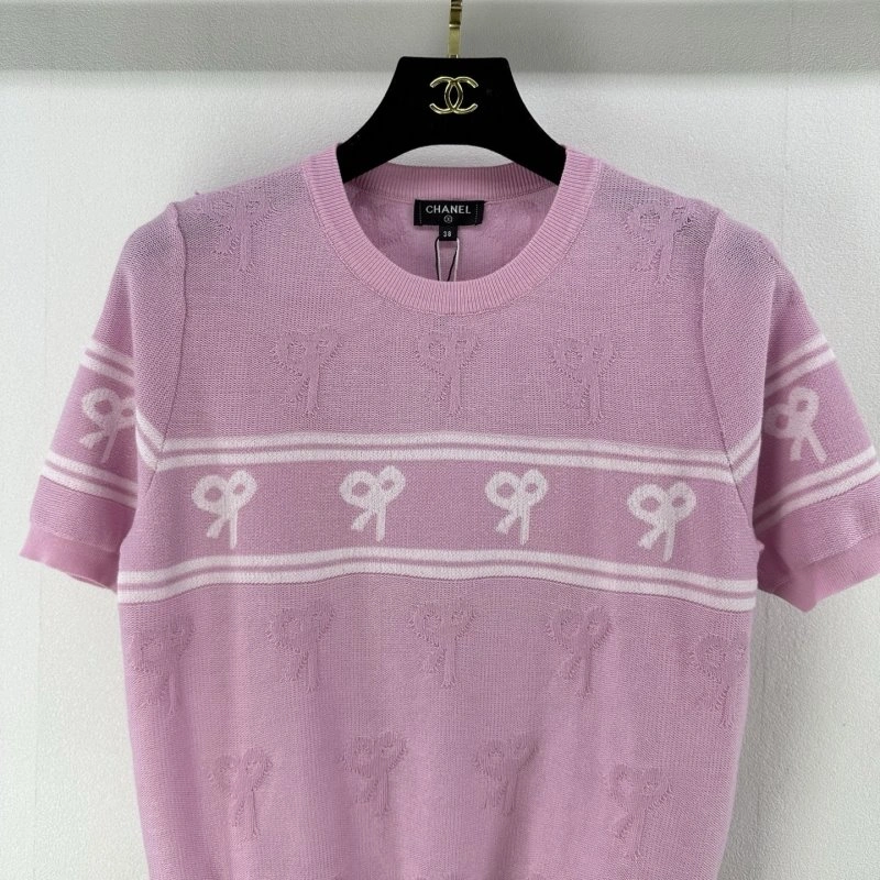 Chanel T-Shirts Stretchable 109695