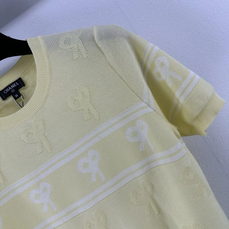 Chanel T-Shirts EasyMatch 109686