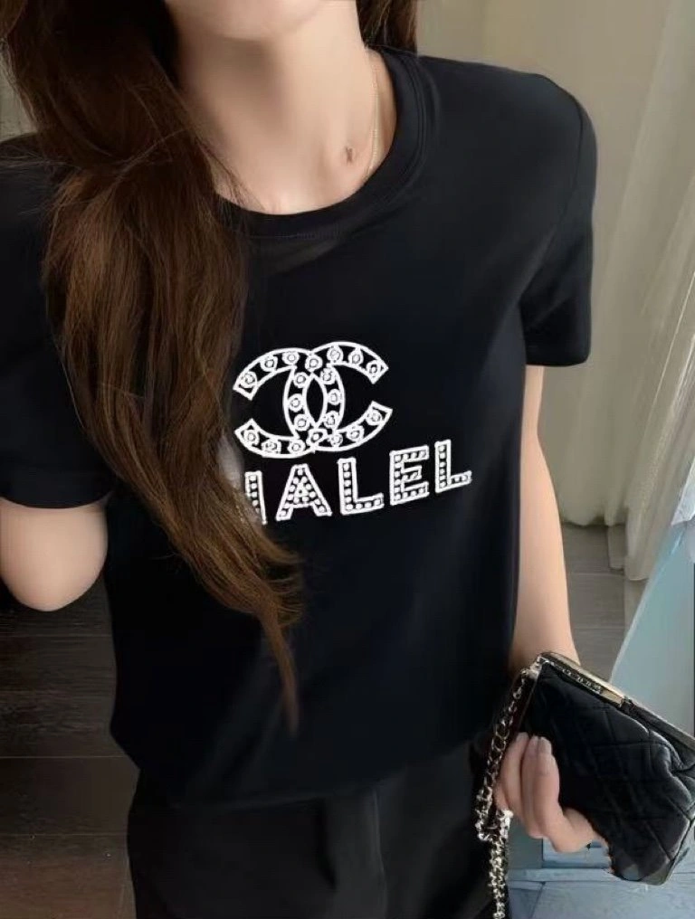 Flexible Chanel T-Shirts 109680