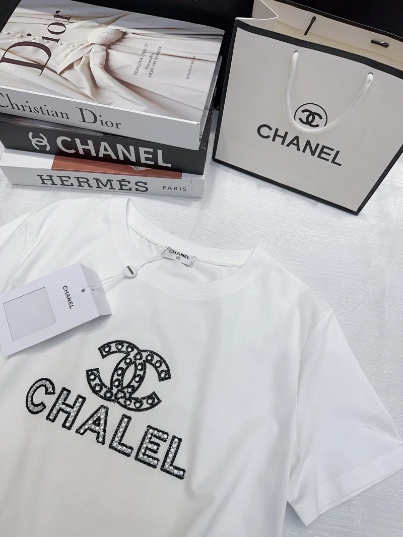Cozy Chanel T-Shirts 109679