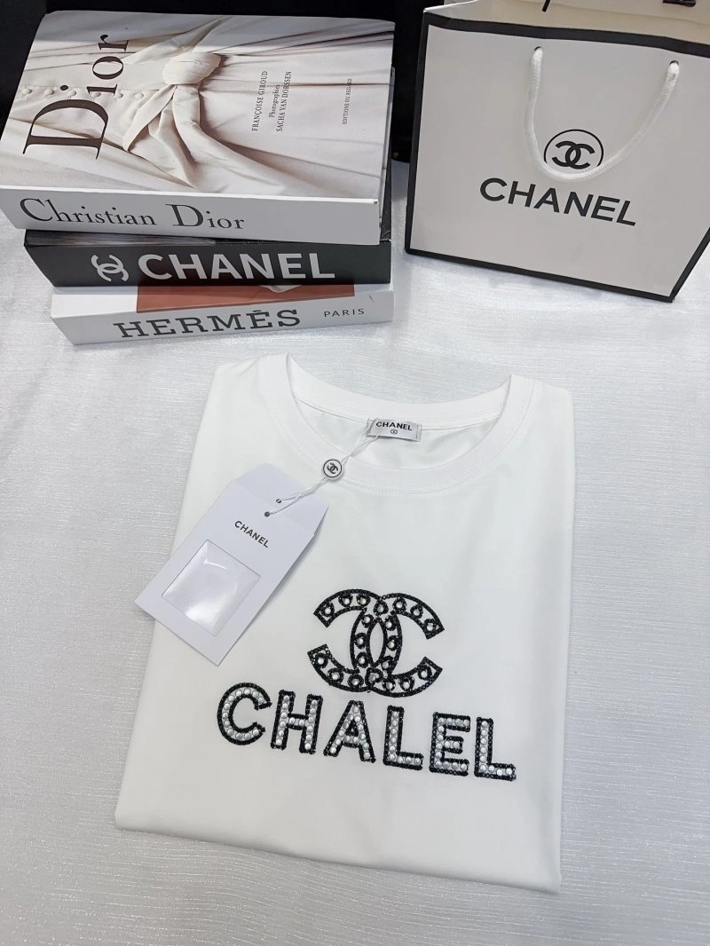 Cozy Chanel T-Shirts 109679