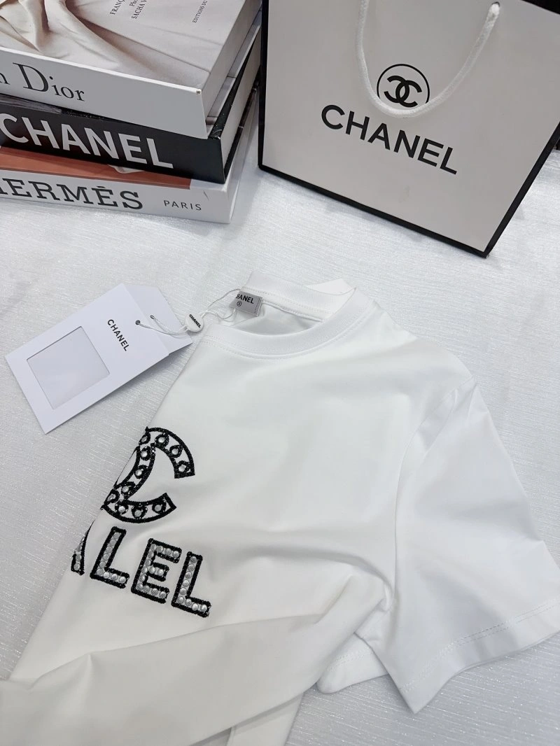 Cozy Chanel T-Shirts 109679