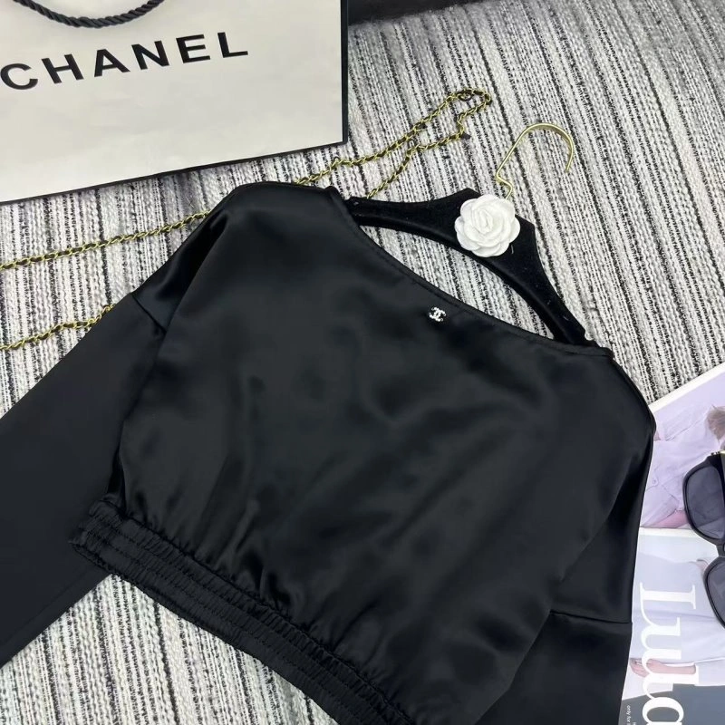 Chanel T-Shirts FreshLook 109675