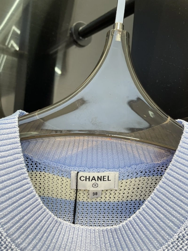 Minimalist Chanel T-Shirts 109662