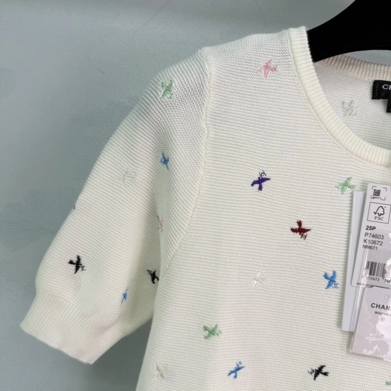 Affordable Chanel T-Shirts 109650