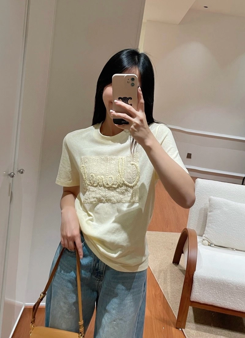 Premium Chanel T-Shirts 109667