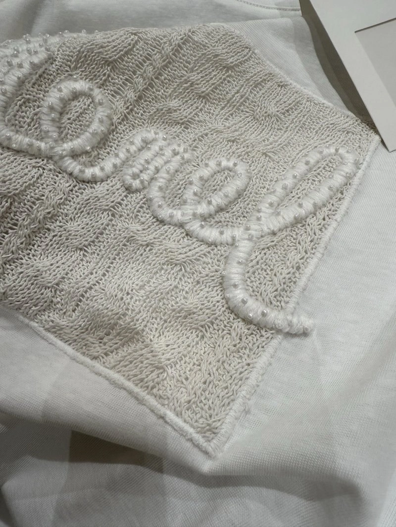 Cozy Chanel T-Shirts 109659