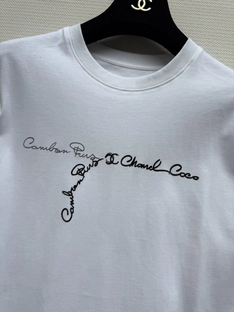 Chanel T-Shirts FreshLook 109657