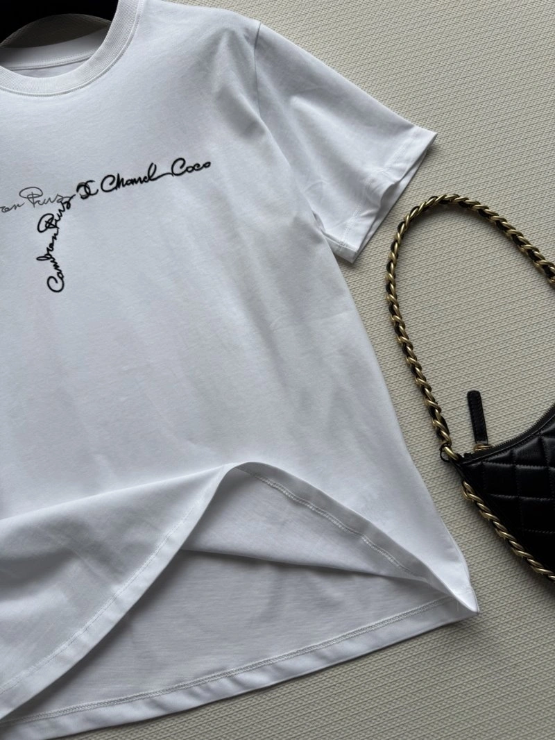 Chanel T-Shirts FreshLook 109657