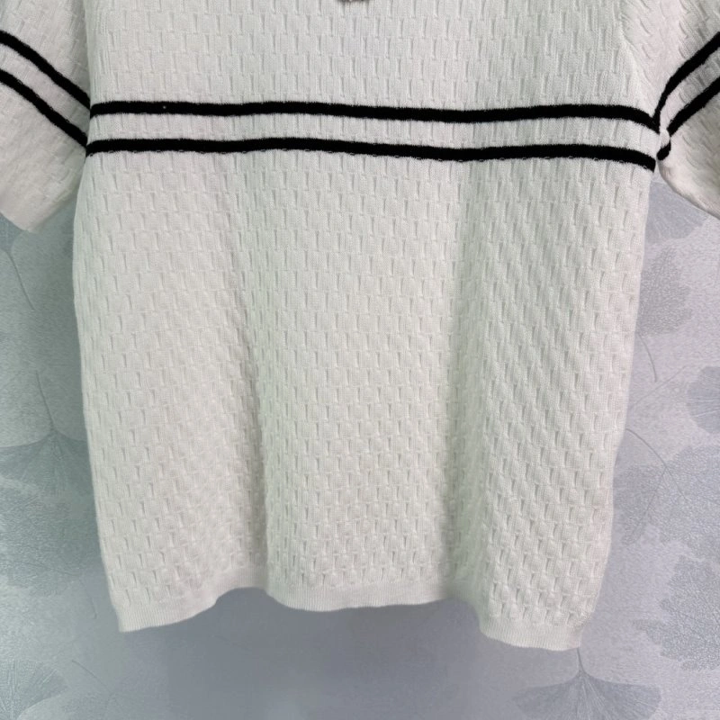 Chanel T-Shirts Durable 109668