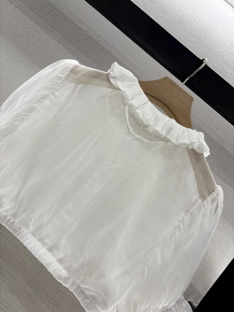 Chanel T-Shirts UrbanChic 109642