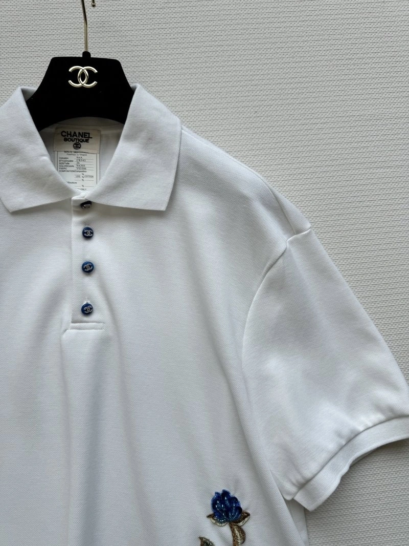 Chanel T-Shirts Sporty 109639