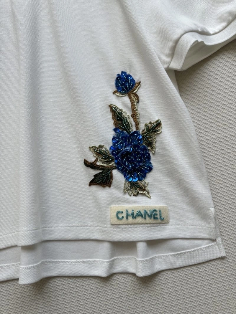 Chanel T-Shirts Sporty 109639
