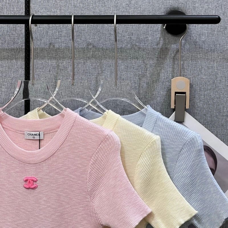 AllSeason Chanel T-Shirts 109644