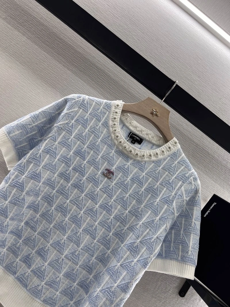 Chanel T-Shirts Casual 109637