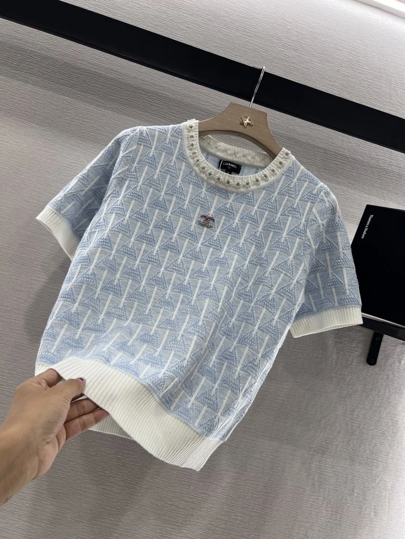 Chanel T-Shirts Casual 109637