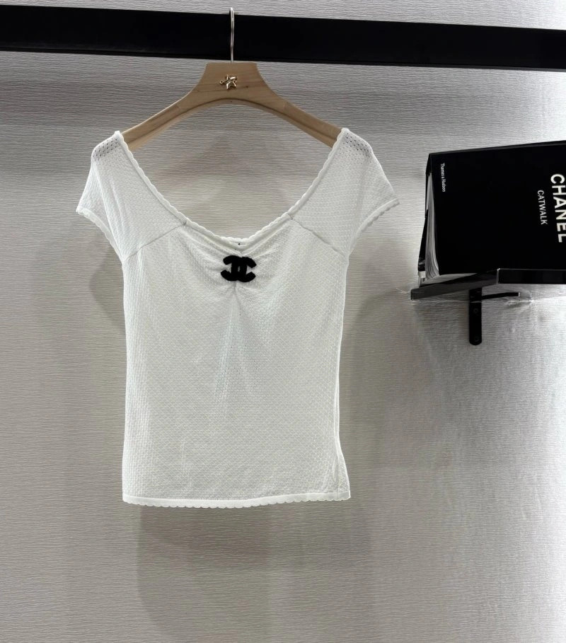 RelaxedFit Chanel T-Shirts 109638
