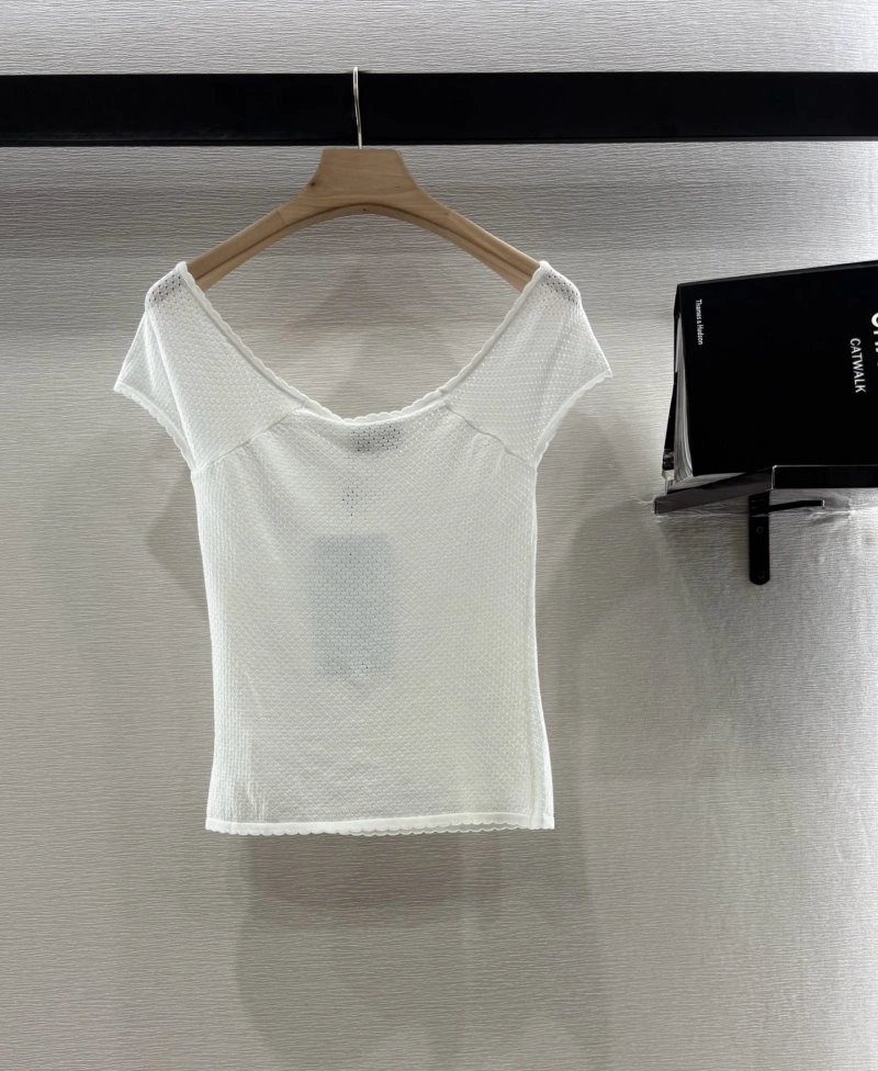 RelaxedFit Chanel T-Shirts 109638