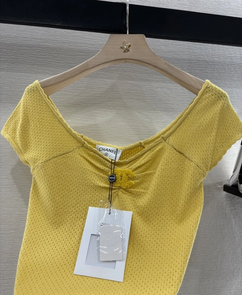 UrbanChic Chanel T-Shirts 109631