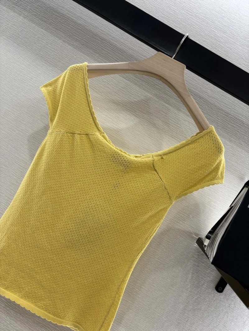 UrbanChic Chanel T-Shirts 109631