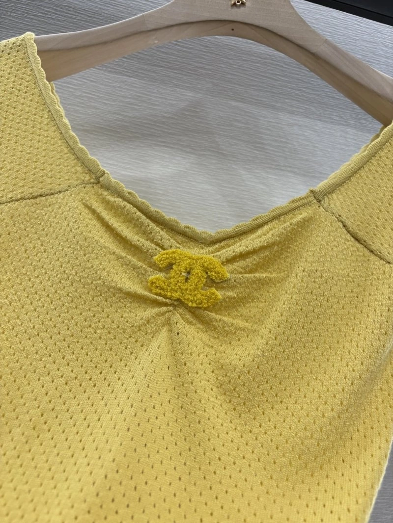 UrbanChic Chanel T-Shirts 109631
