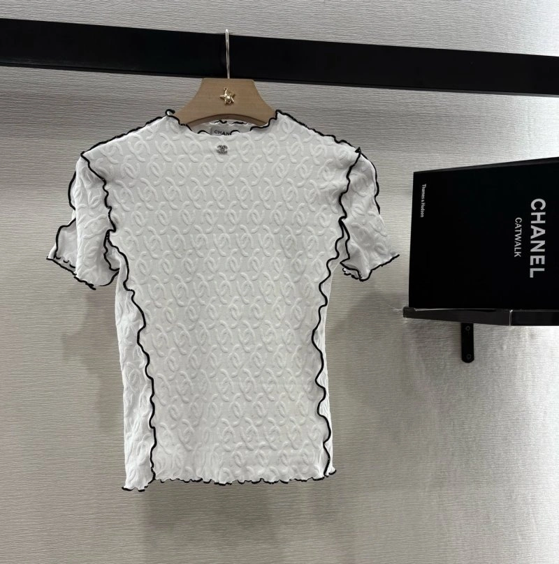 Chanel T-Shirts Stylish 109636