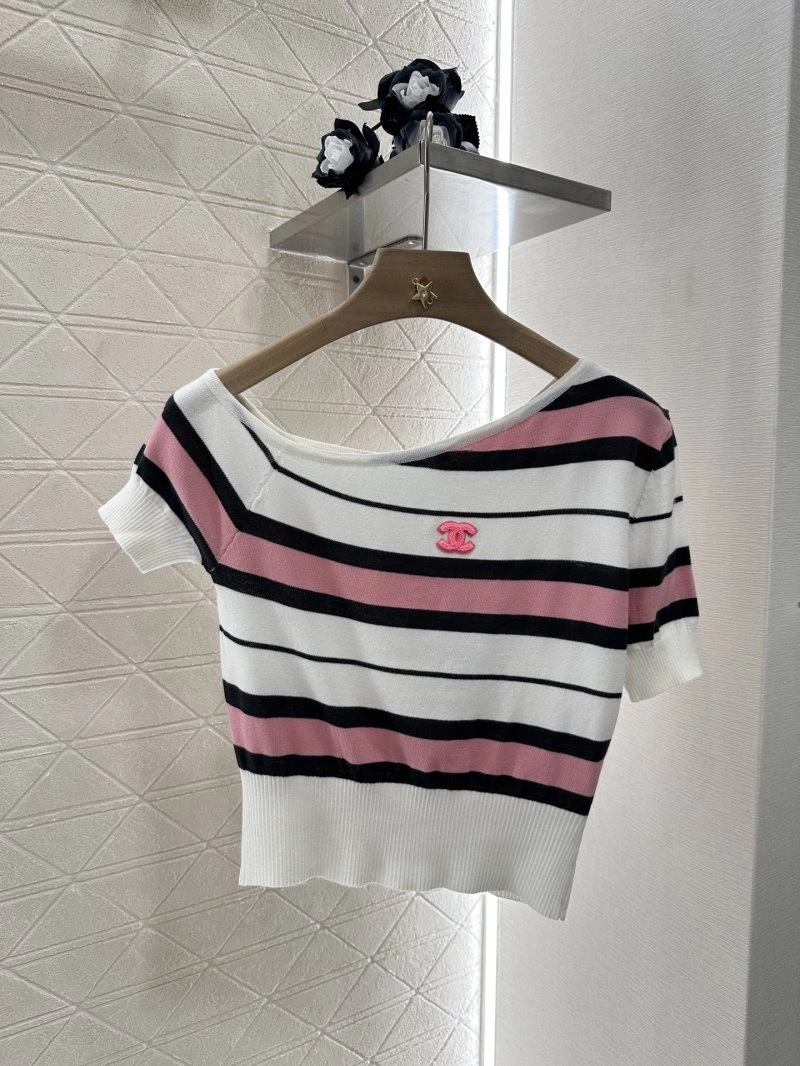 Functional Chanel T-Shirts 109621