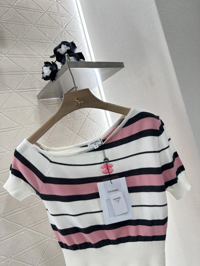 Functional Chanel T-Shirts 109621