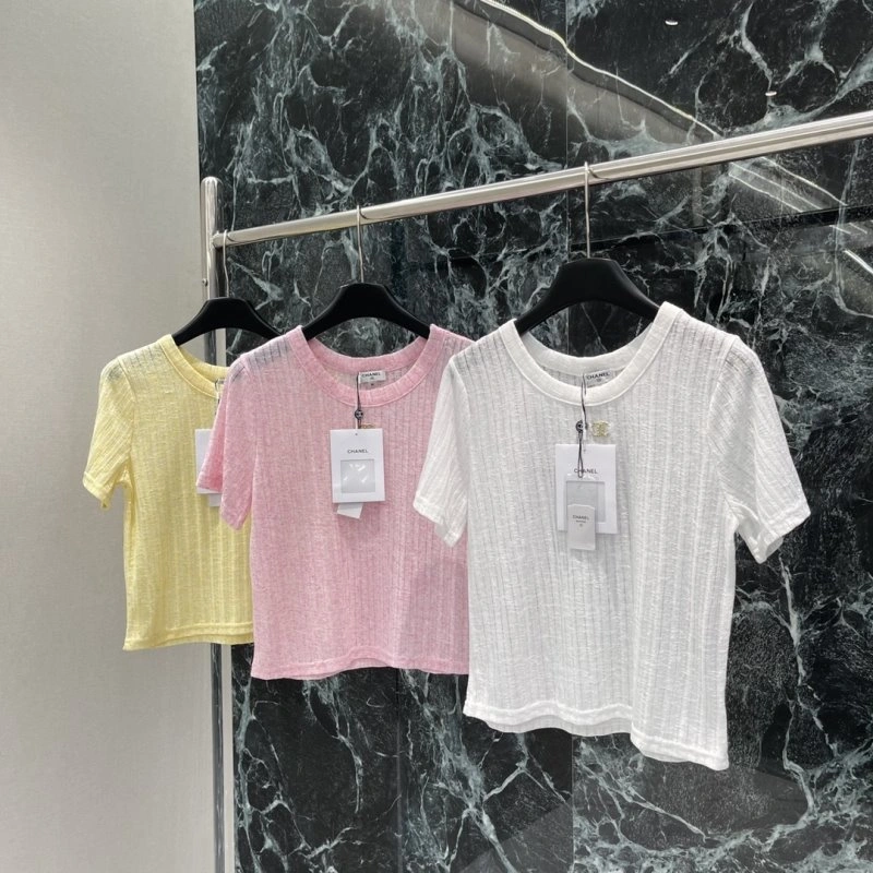 Trendsetting Chanel T-Shirts 109627