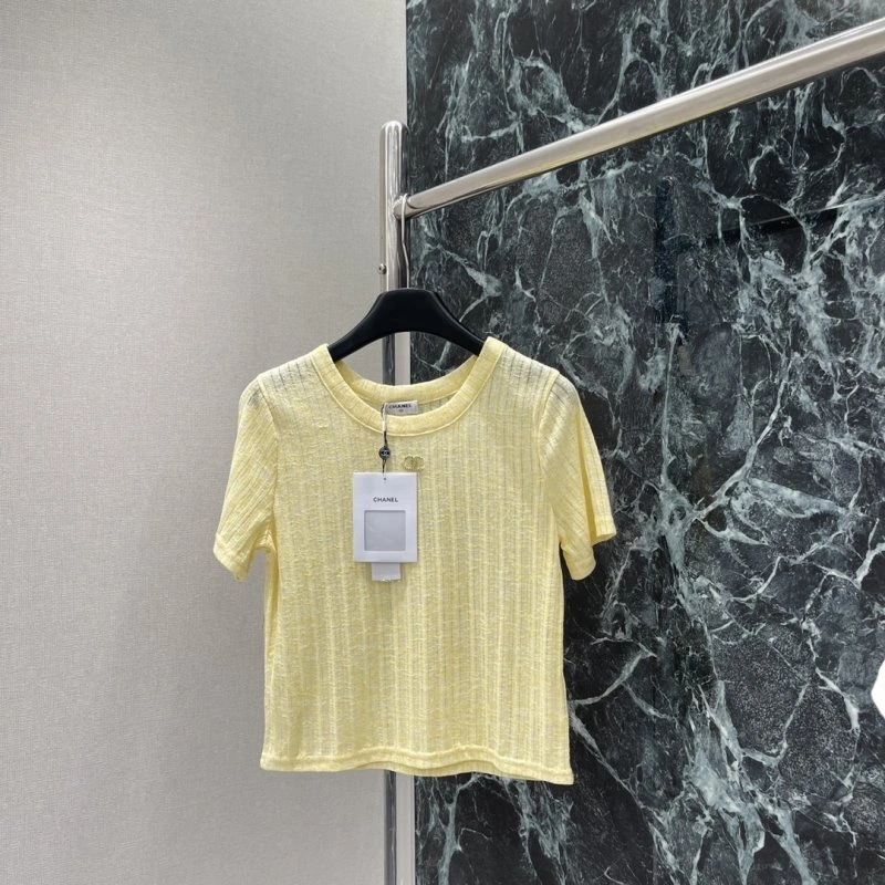 Trendsetting Chanel T-Shirts 109627