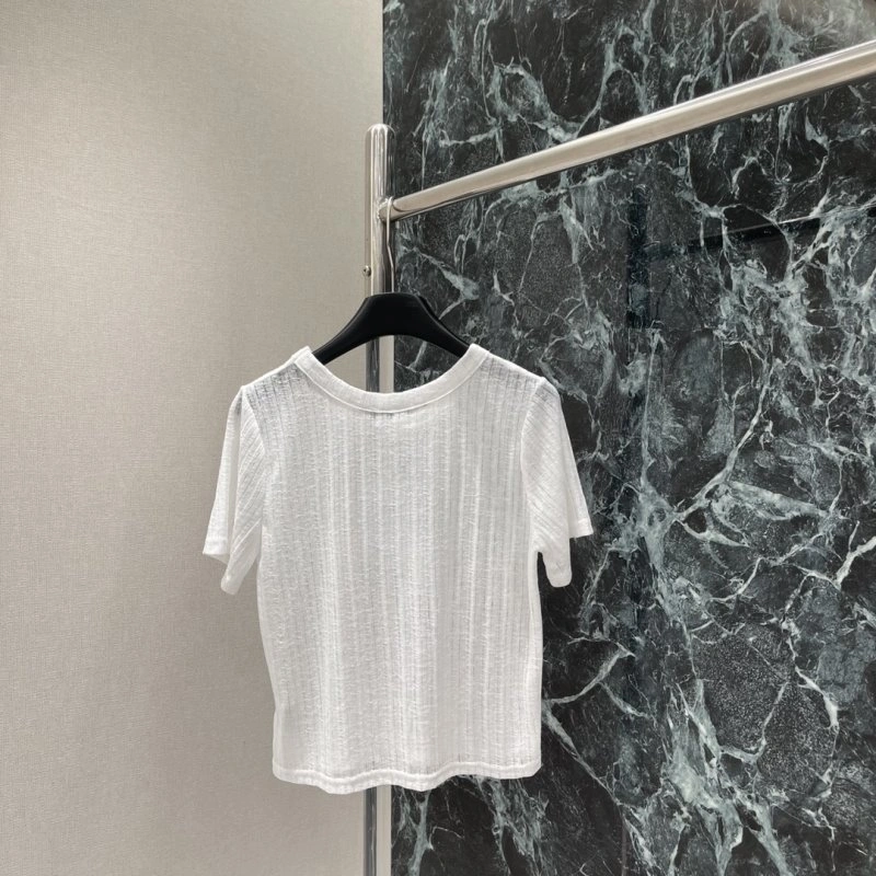 Trendsetting Chanel T-Shirts 109627