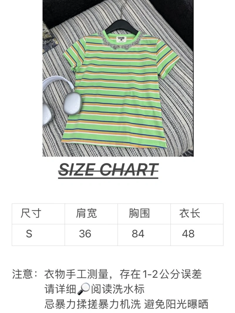 Lightweight Chanel T-Shirts 109622