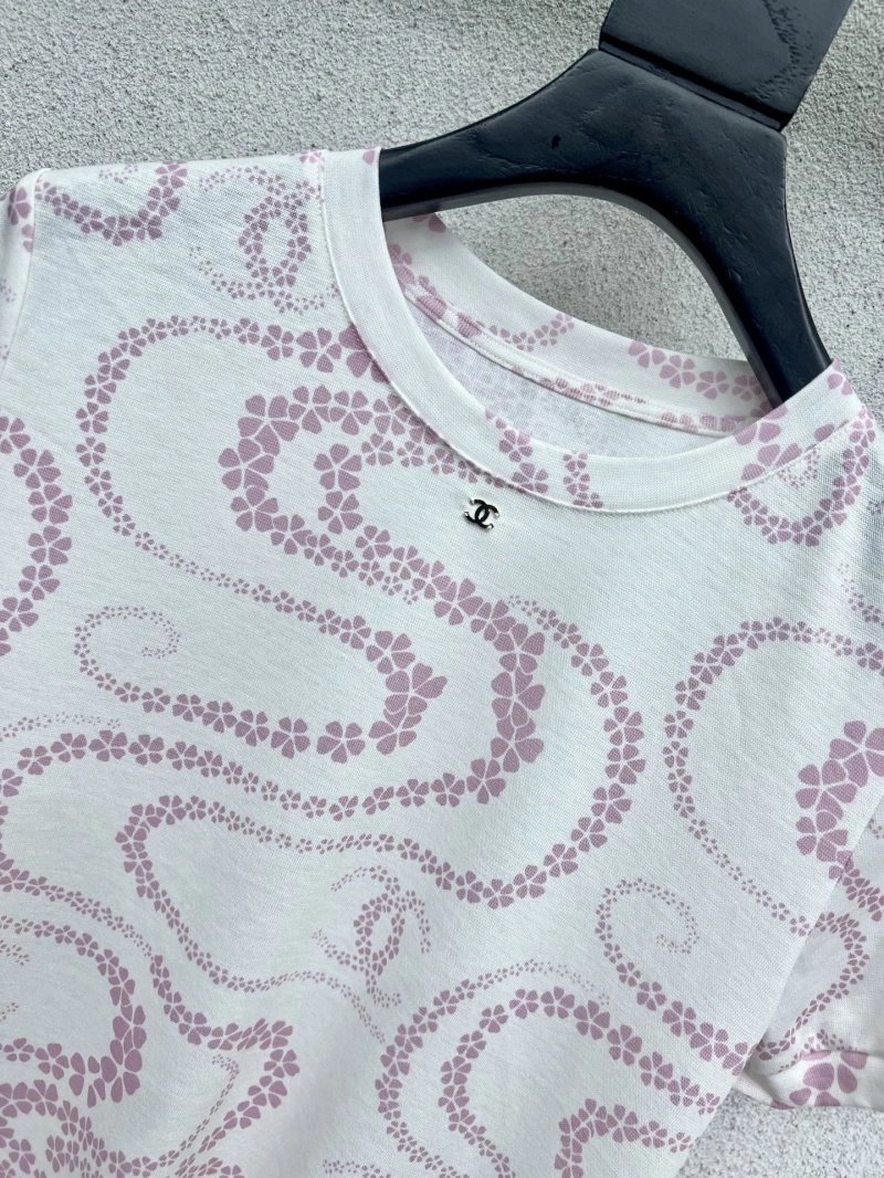 Modern Chanel T-Shirts 109606