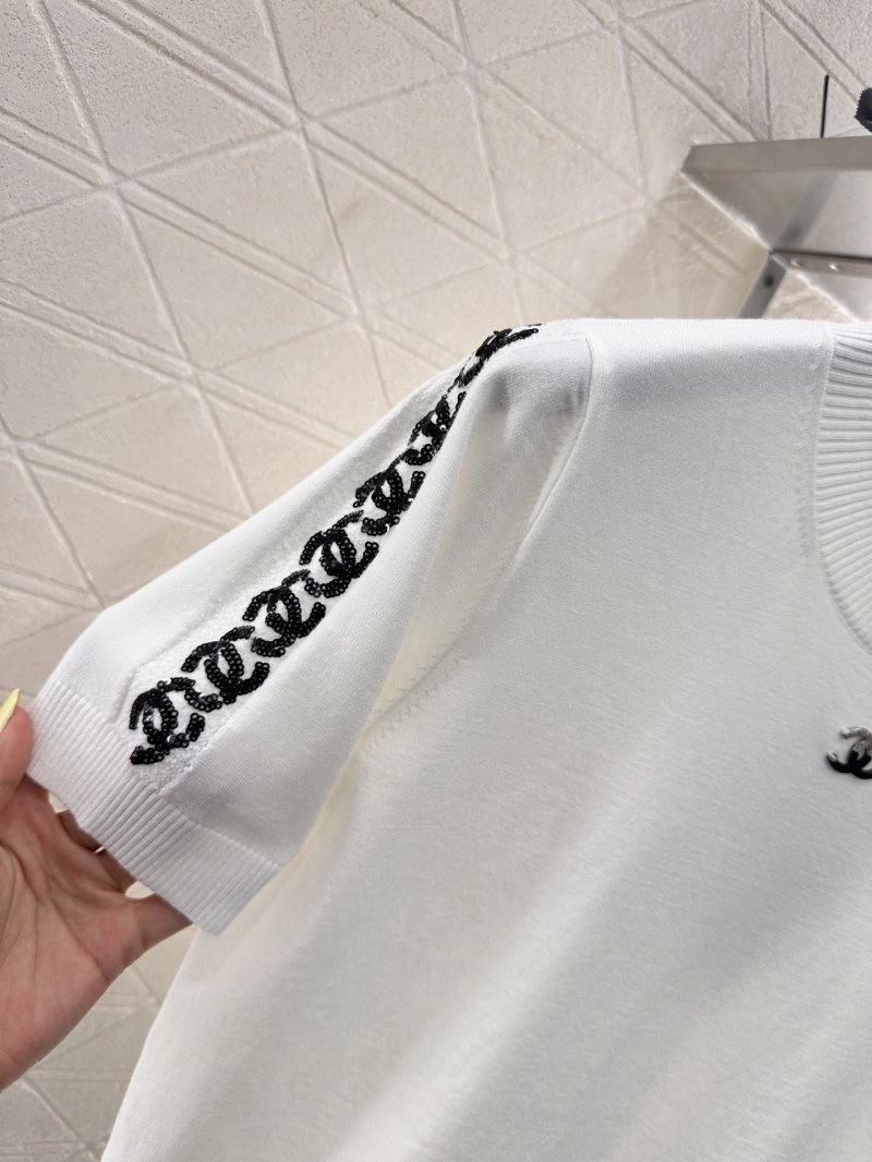 Chanel T-Shirts Durable 109438