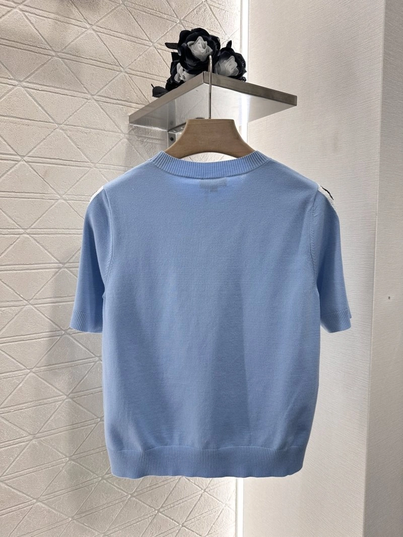 Youthful Chanel T-Shirts 109440