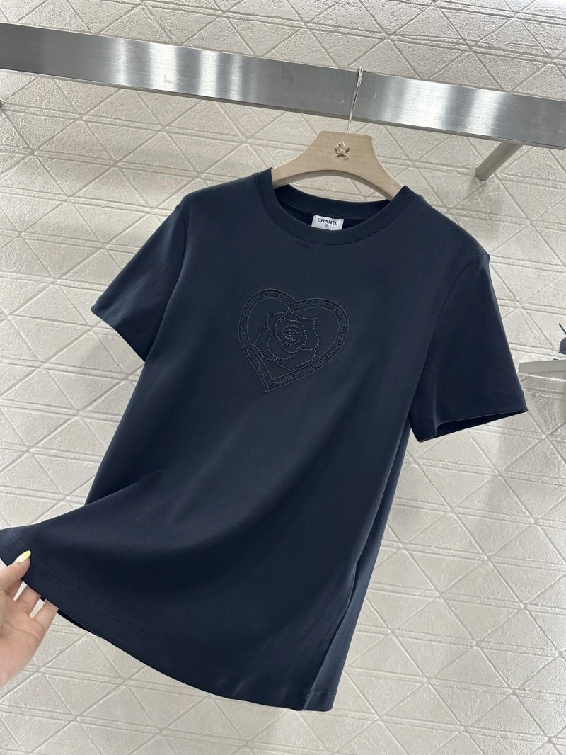 Packable Chanel T-Shirts 109436