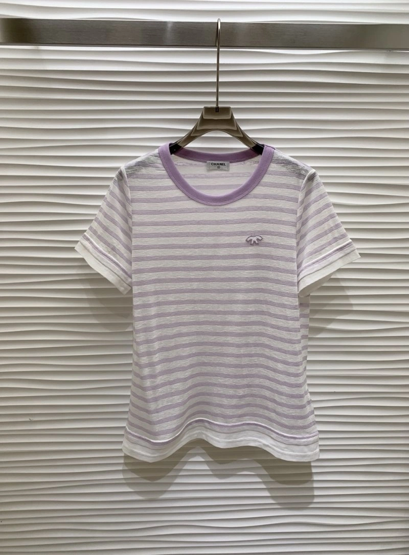 Chanel T-Shirts Sleek 109429