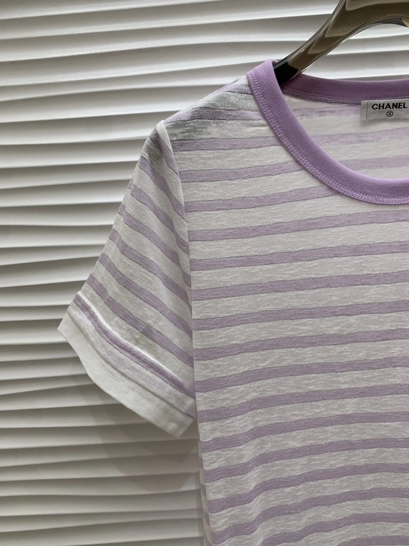 Chanel T-Shirts Sleek 109429