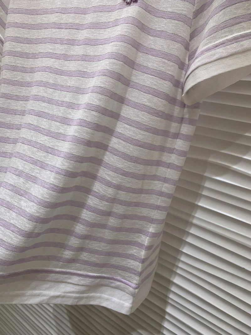 Chanel T-Shirts Sleek 109429