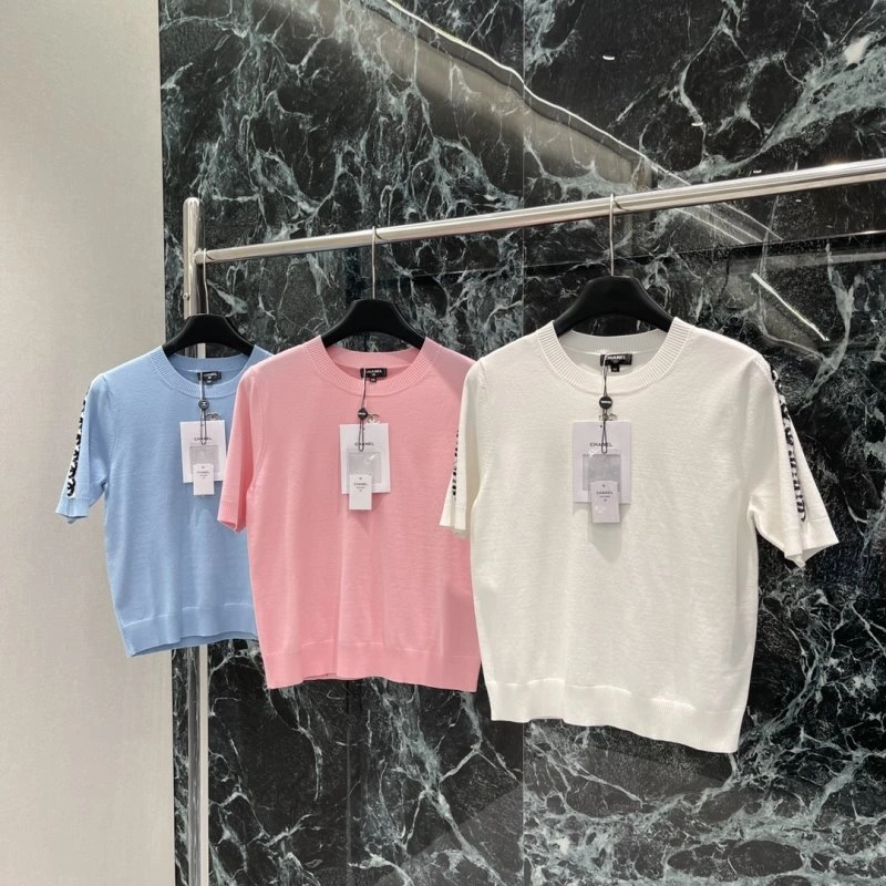 WellDesigned Chanel T-Shirts 109426