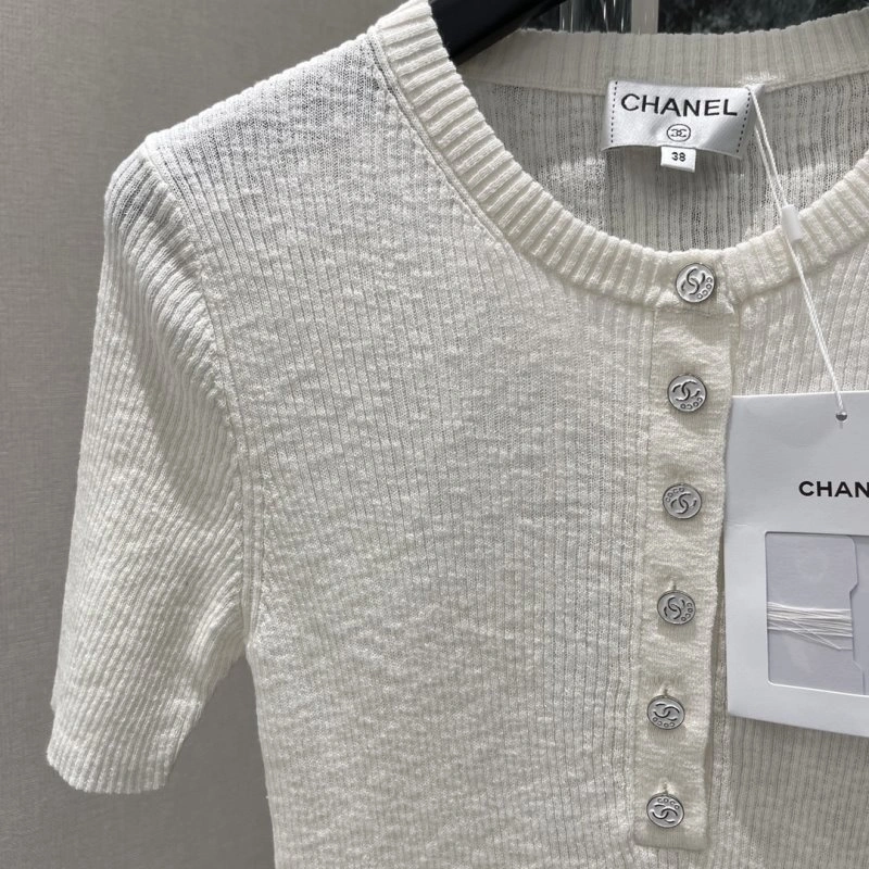 Chanel T-Shirts Youthful 109422