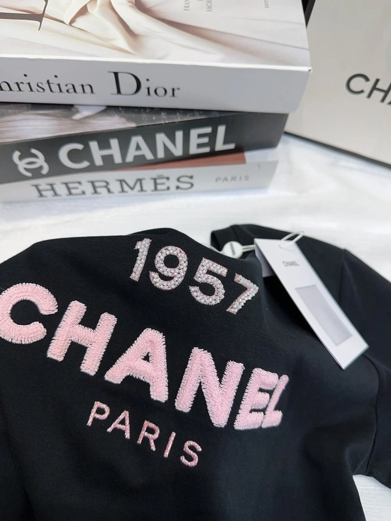 Chanel T-Shirts QuickDry 109401