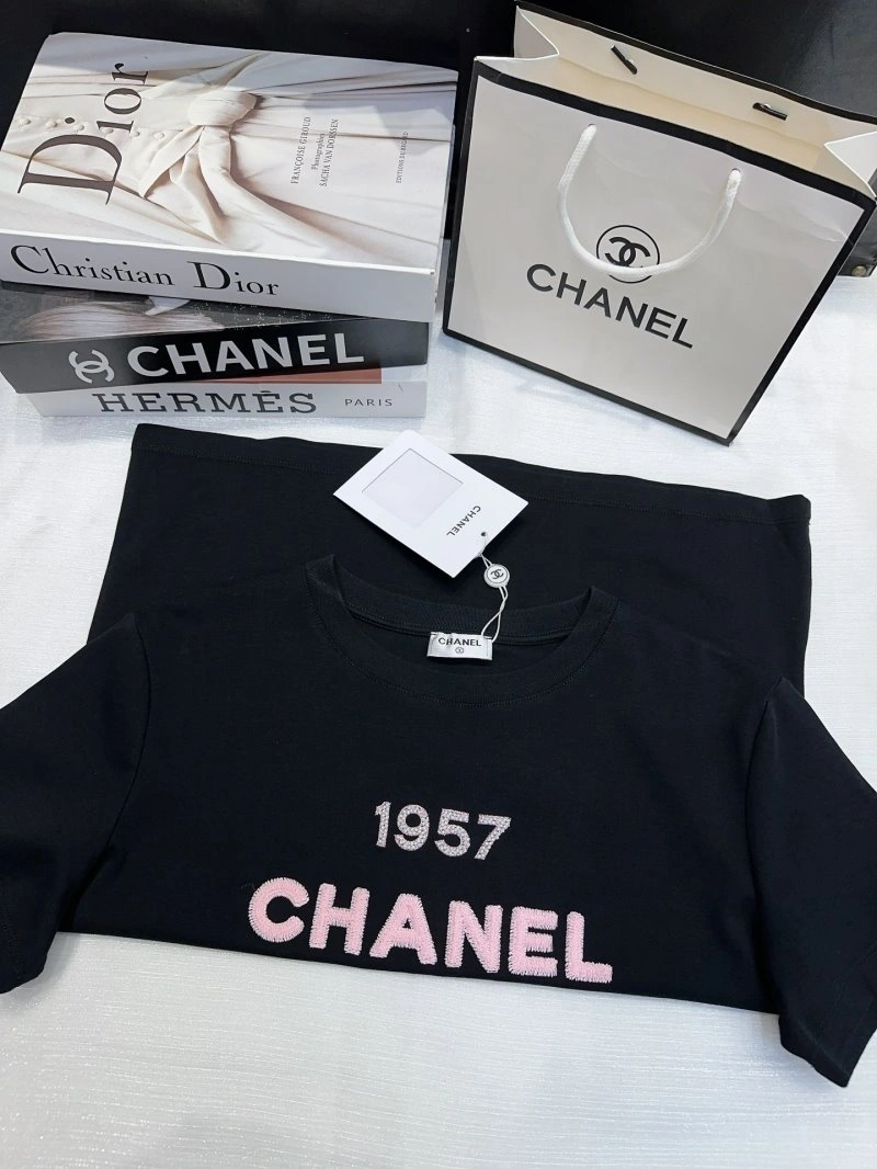 Chanel T-Shirts QuickDry 109401