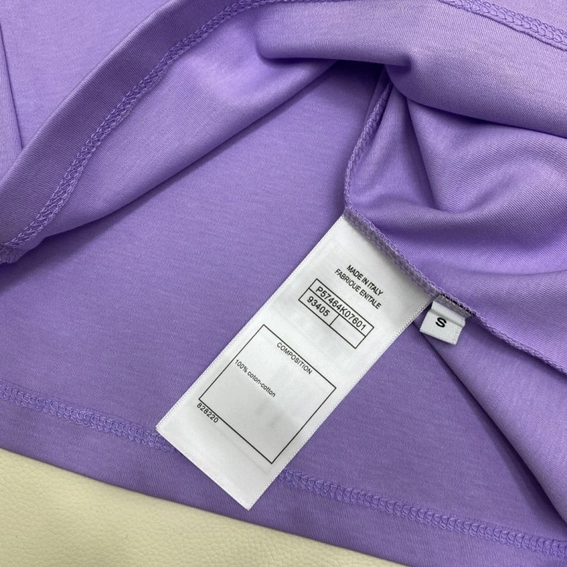 Chanel T-Shirts Neat 109394