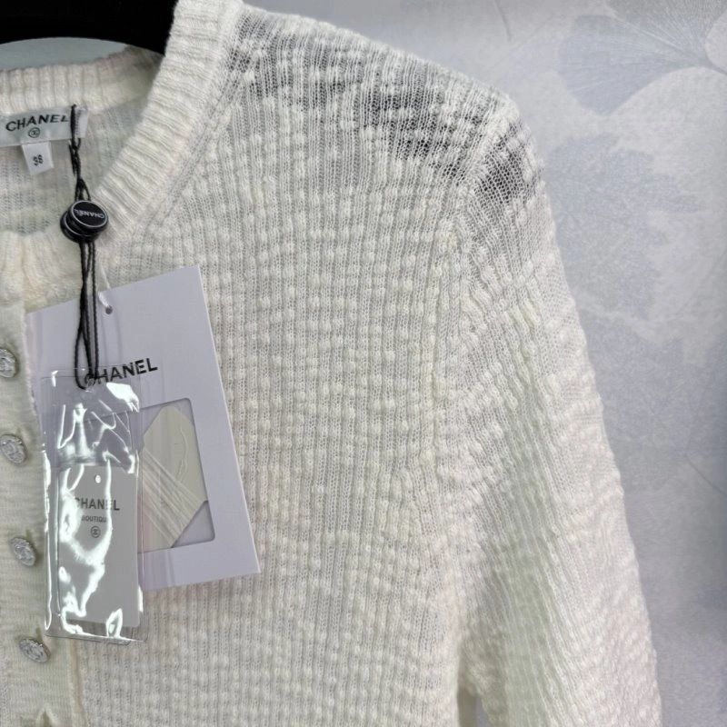 Chanel T-Shirts Classic 109411